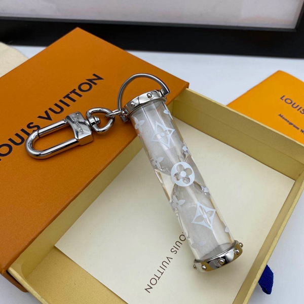 ブランドキーホルダー背面デザイン